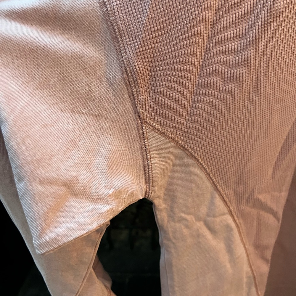 Pink pullover top - Picture 4 of 4